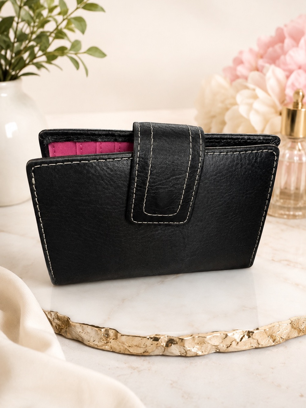 Fossil Black Leather Wallet Pink Interior Bifold Snap Tab Zip Pocket